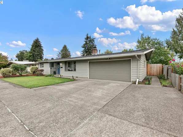 515 SW Laurel St, Junction City, OR 97448