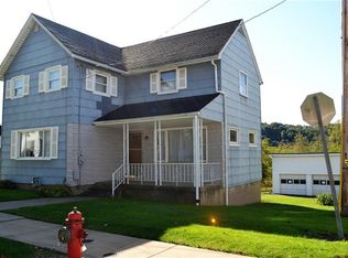 922 E Main St, Rural Valley, PA 16249