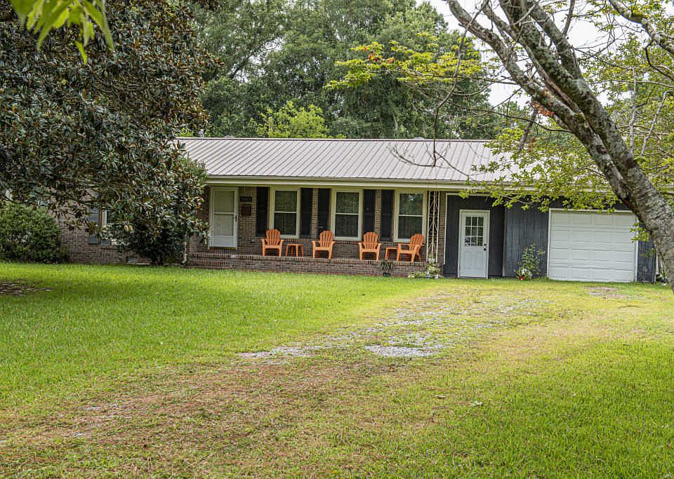 1st image of 2508 Dogwood Dr