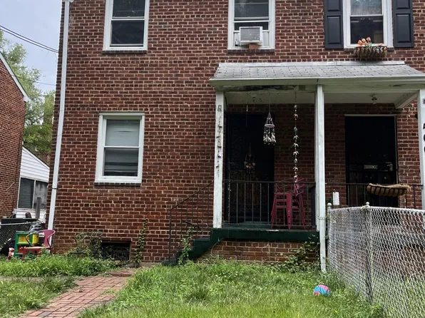 458 Burns St SE, Washington, DC 20019
