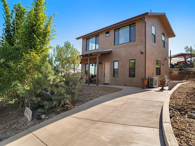 3605 1/2 Fortuna Ranch Rd — Photo 2