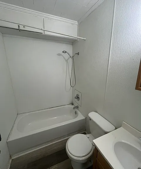 204 Terrell St — Photo 9