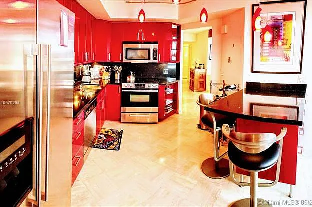 15645 Collins Ave #206 — Photo 39