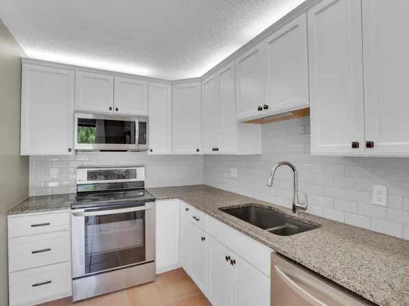 1011 Royal Palm Boulevard #B3, Vero Beach, FL 32960