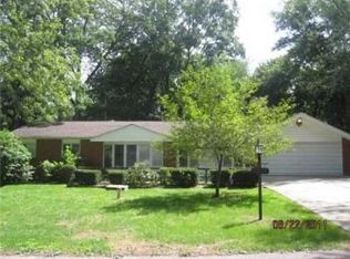 4019 Calumet St, West Bloomfield, MI