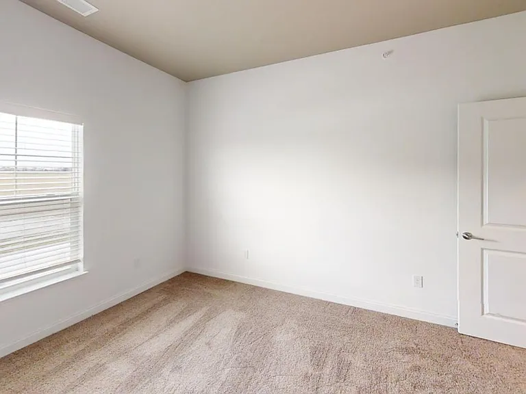 Precedent Flats | Specials Available — Photo 66