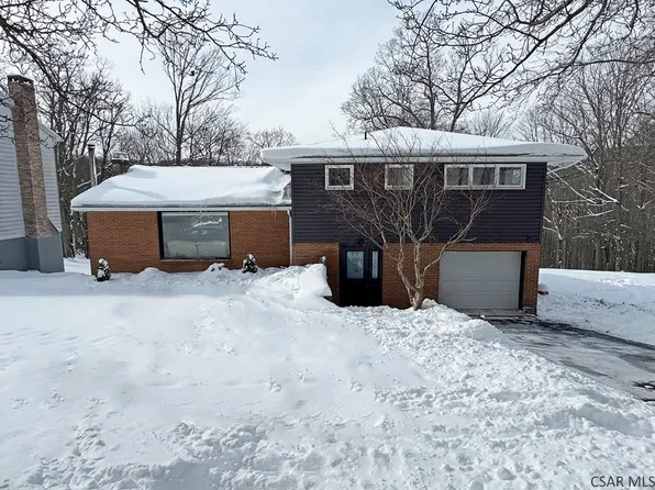 1038 Hillside Trl, Johnstown, PA 15905