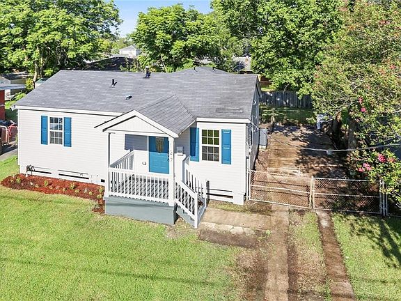 3rd image of 127 Danny Dr