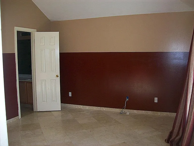 5911 Bradworthy Dr — Photo 7