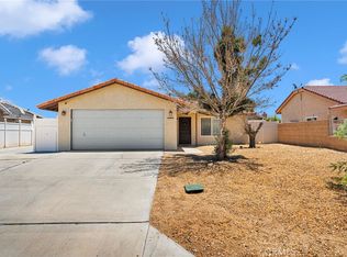 26681 Topsail Ln, Helendale, CA 92342