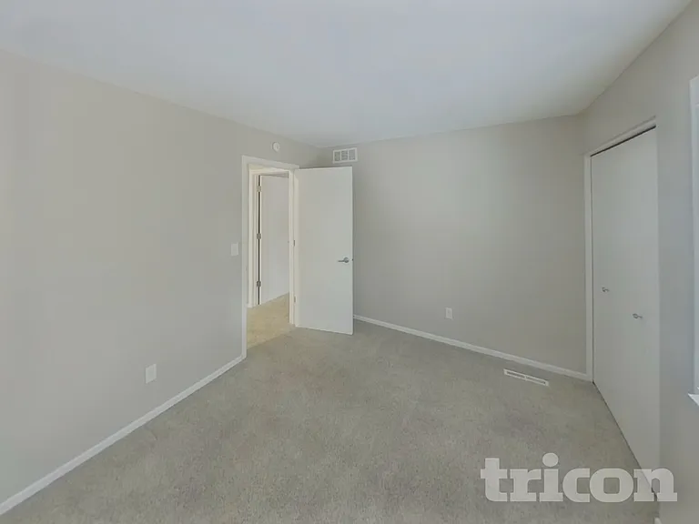 2303 Leyland Cir — Photo 18