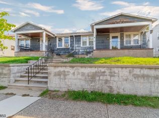 37 Alexandria Ave, Hawthorne, NJ 07506