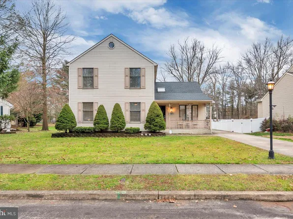 137 Center St, Moorestown, NJ 08057