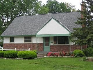 1st image of 1845 W Lane Ave