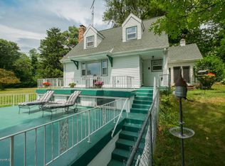 12155 N Sherman Lake Dr, Augusta, MI 49012
