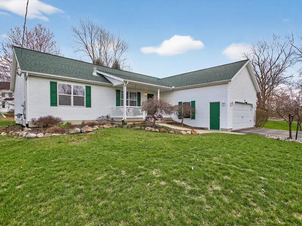 11085 Somerset Rd, Cement City, MI 49233