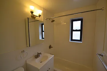 Rented by Silverstein Collection LLC 