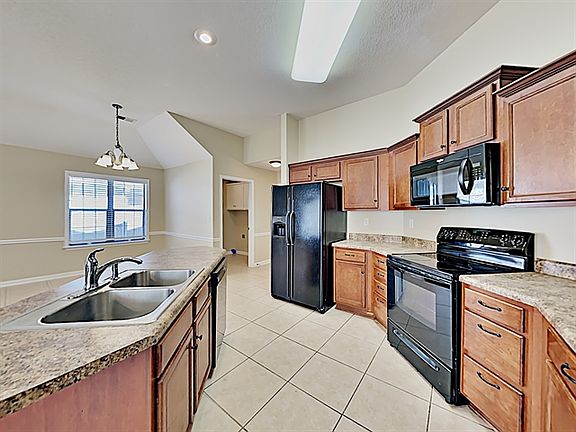 5th image of 1687 Farkleberry Dr