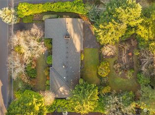 4024 85th Ave SE, Mercer Island, WA 98040