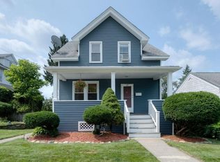 17 Granville Ave, Worcester, MA 01606