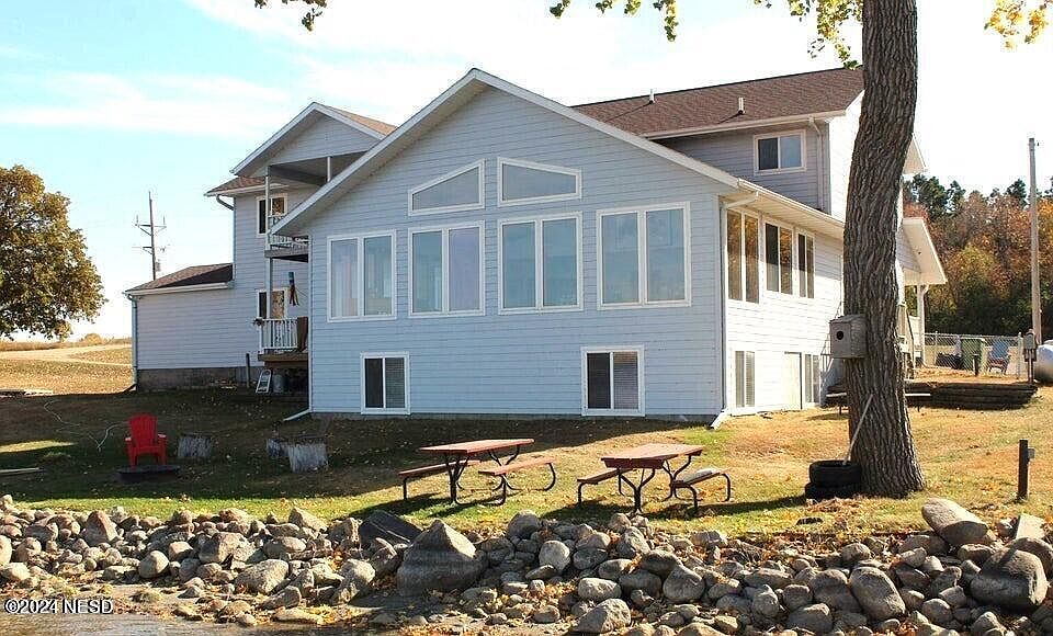 13476 446th Ave, Waubay, SD 57273 MLS 322177 Zillow