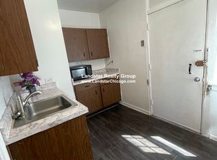 939 W Oakdale Ave #N2, Chicago, IL 60657