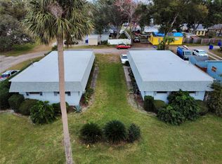 822 N New Hampshire Ave, Tavares, FL 32778