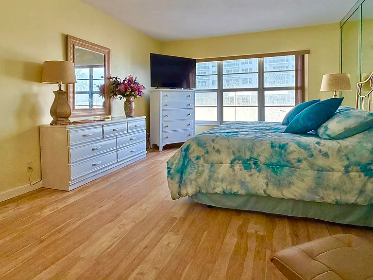 3850 Galt Ocean Dr #210 — Photo 10