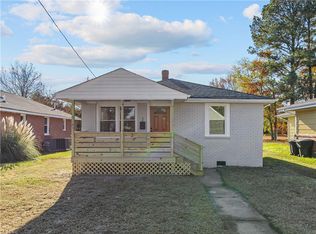 14 Harris Rd, Portsmouth, VA 23702