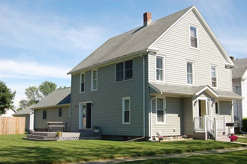 1022 Buffalo St, Conneaut, OH 44030 Zillow