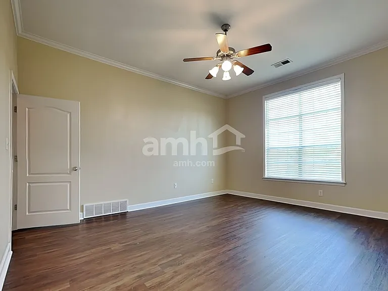 375 Vaiden Ridge Dr N — Photo 9