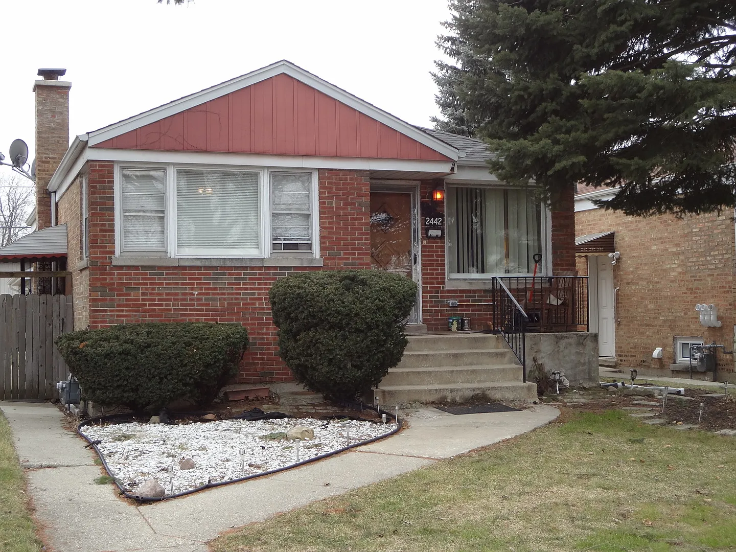 2442 Spruce St photo 1