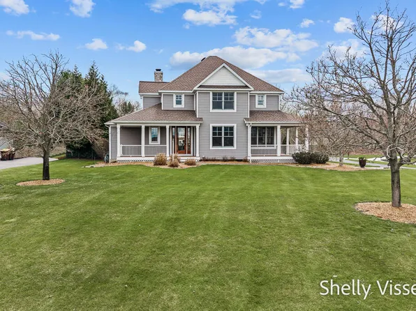 5860 Stonecrop Dr NE, Belmont, MI 49306