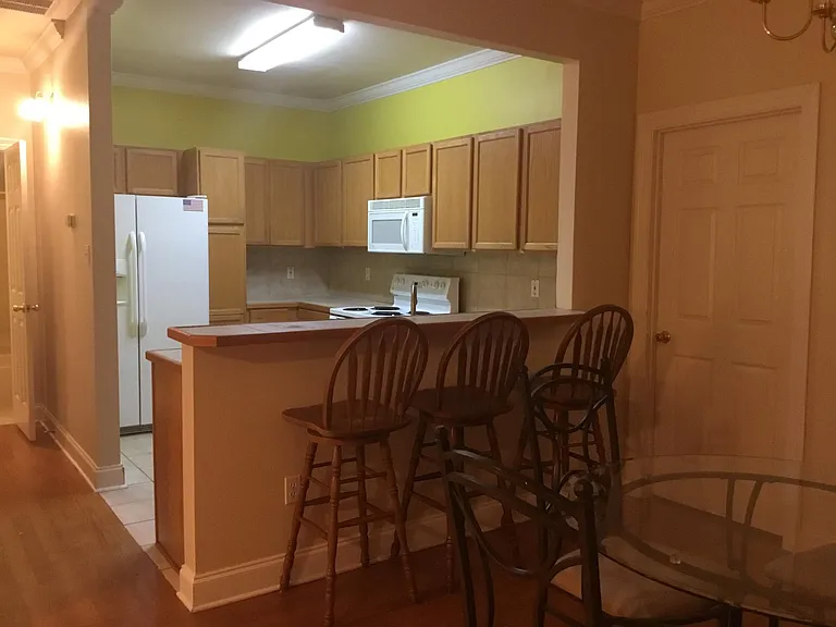 4625 Burbank Dr #508 — Photo 17