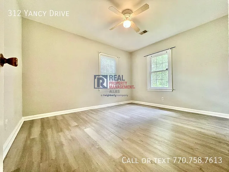 312 Yancy Dr SE — Photo 11