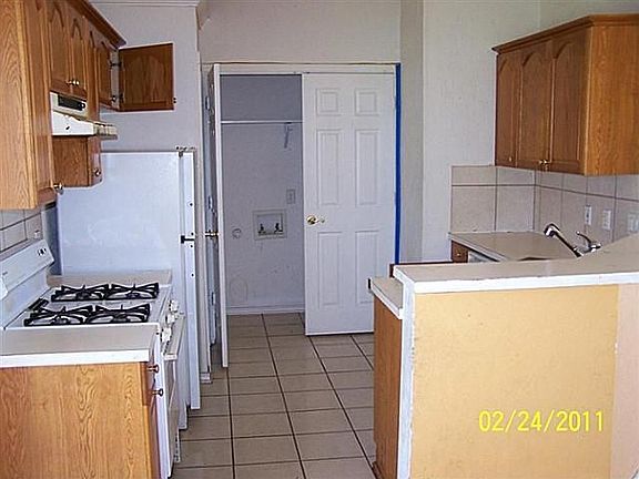 3rd image of 1108 I Ave