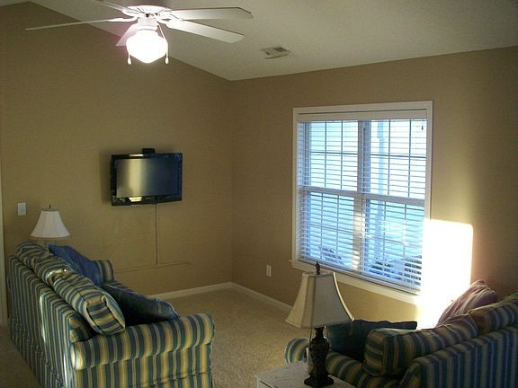 4th image of 97 Stoney Creek Ln