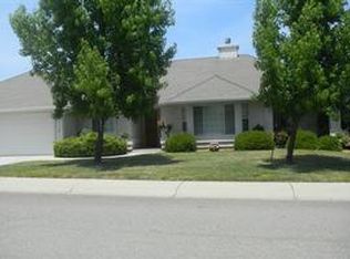 2223 Everest Dr, Redding, CA 96001