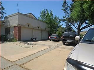 5th image of 15298 Sycamore Dr