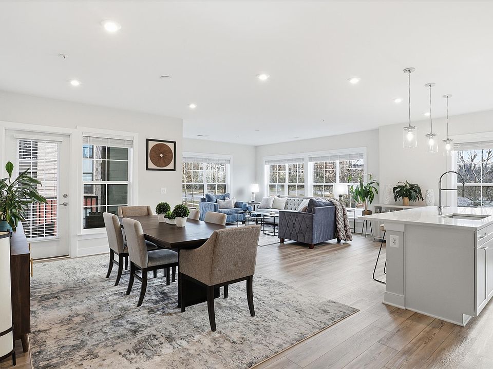 1st image of 106 Saint Ives Pl Unit 207