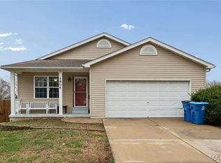 1604 Ville Gloria Ln, Hazelwood, MO 63042