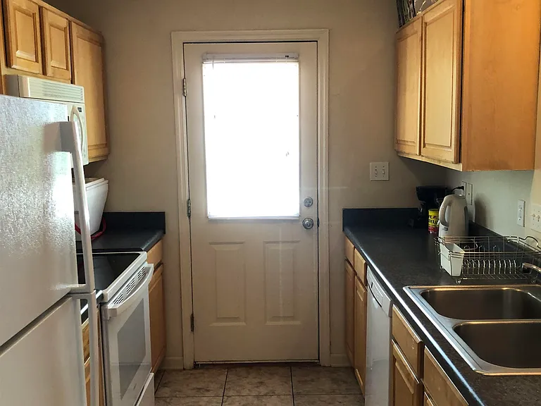 433 W Brevard St — Photo 19