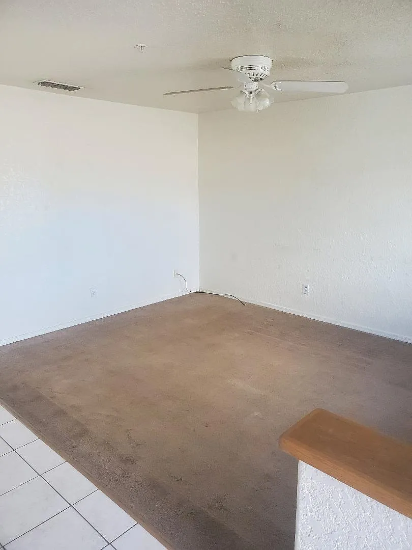 2 bed, 1000 sqft, $1,400 — Photo 4