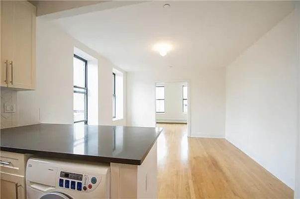 Rented by Michel Madie Real Estate Services | media 10