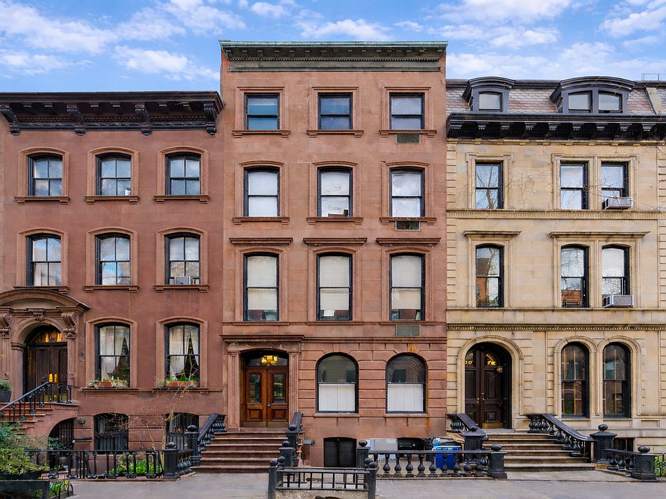 1st image of 68 Perry St APT 4F