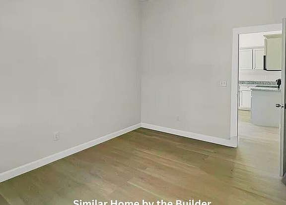 5th image of 1210 NW Lake Ave