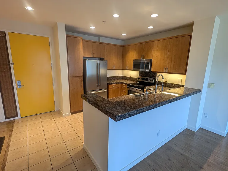 3090 Glascock St #210 — Photo 8