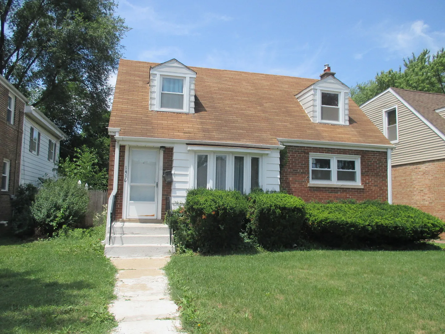 1416 Kenilworth Dr photo 1
