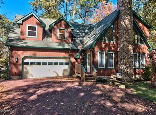 5 Sassafras Rd, Lake Harmony, PA 18624