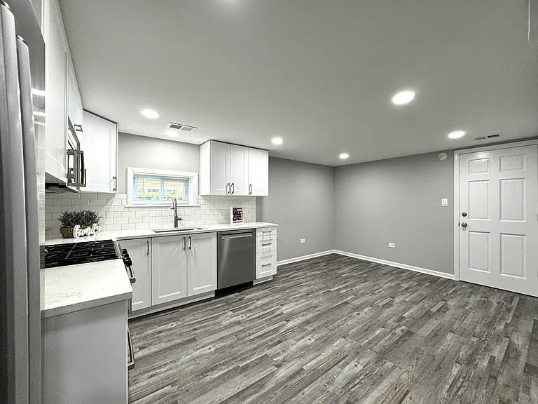 717 Barnsdale Rd #BASEMENT — Photo 10